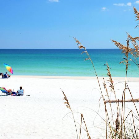 دستين Best Location With Ocean View, Short Walk To Beach, Perfect Spot For Your Beach Vacation! المظهر الخارجي الصورة